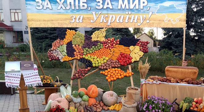 У рамках відзначення 500-річчя Реформації Всеукраїнське свято – День подяки Богові за урожай – відбулося і в Глибоці