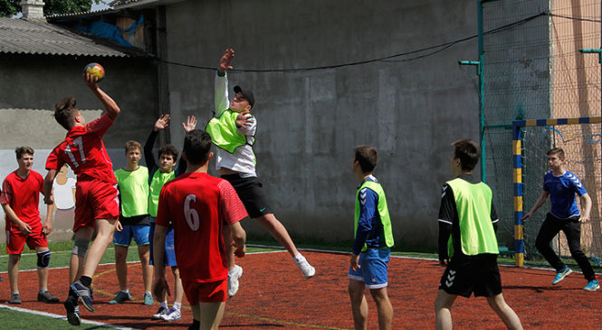 У Глибоці відбулися фінальні змагання з гандболу Чернівецької області