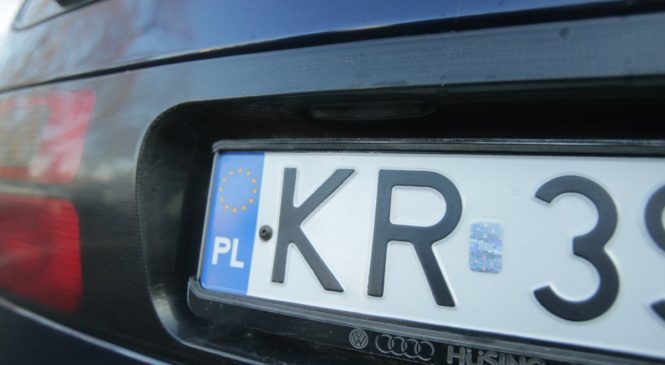Чернівецька митниця ДФС: майже 11 тисяч транспортних засобів з іноземною реєстрацією оформлено за пільговою ставкою акцизу