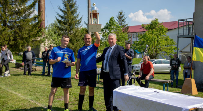 традиційний футбольний турнір пам’яті загиблих спортсменів  ФК «Вовчинець»