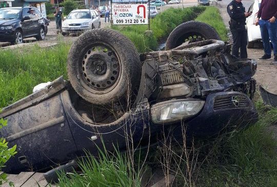 Аварія у Коровії, водій не впорався з керуванням автомобіля