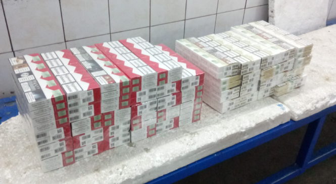Буковинські митники попередили спробу незаконного вивезення тютюнових виробів