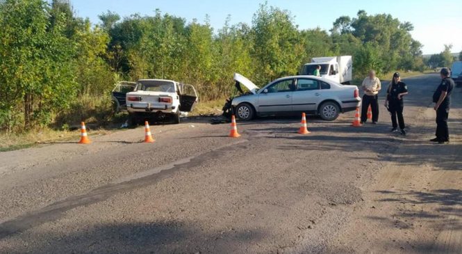 Між селами Черепківці та Слобідка Глибоцького району сталося зіткнення автомобілів