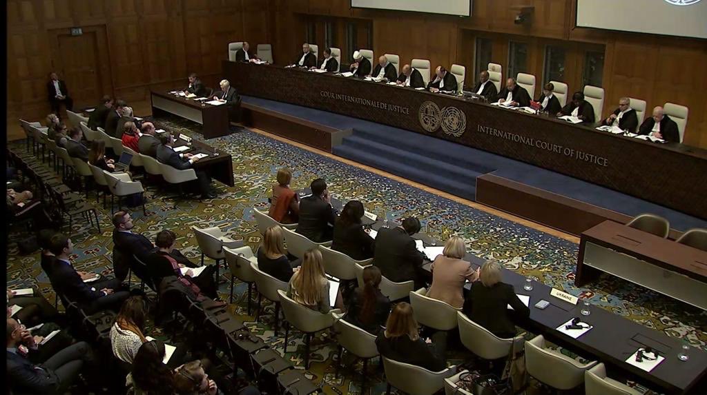 Дела суда оон. Международный суд в Гааге. Международный суд ООН В Гааге. Зал международного суда ООН. Гаага здание суда ООН.