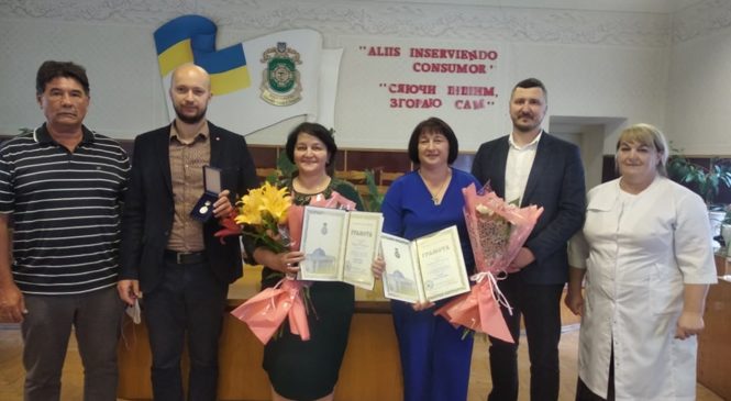 Двоє медиків Глибочини отримали грамоти Верховної ради України