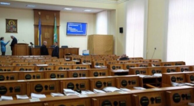 «Слуги» чи «козаки»: Що відбувається за лаштунками переговорів в Чернівецькій обласній раді?