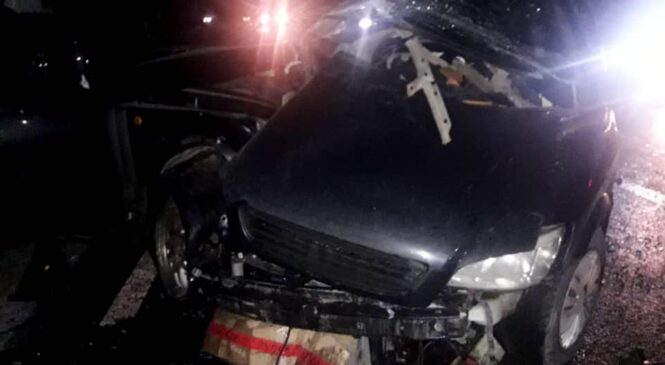 ДТП на трасі «Чернівці-Порубне»: дві автівки зіткнулись на ожеледиці, загинула молода людина