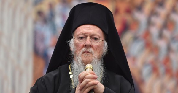 Вселенський патріарх підтвердив намір приїхати до України: що відомо