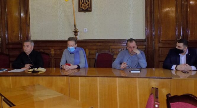Голова Чернівецької районної ради – Руслан Домніцак провів нараду з членами комісій з реорганізації районних рад