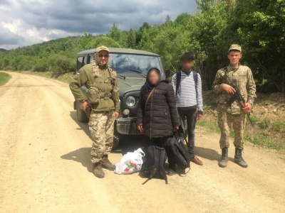 Трьох нелегалів виявили учора прикордонники Чернівецького загону на ділянці відділу “Красноїльськ”