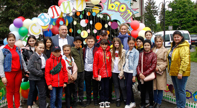 Щорічно 1 червня в Україні та по всьому світу відзначається Міжнародний день захисту дітей
