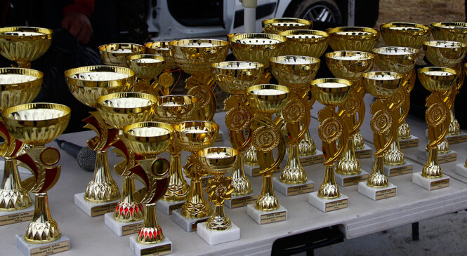Етап чемпіонату Чернівецької області та відкритий Кубок Глибоцької громади відбувся на мототрасі “ФІЛІКРОС” (ФОТО)