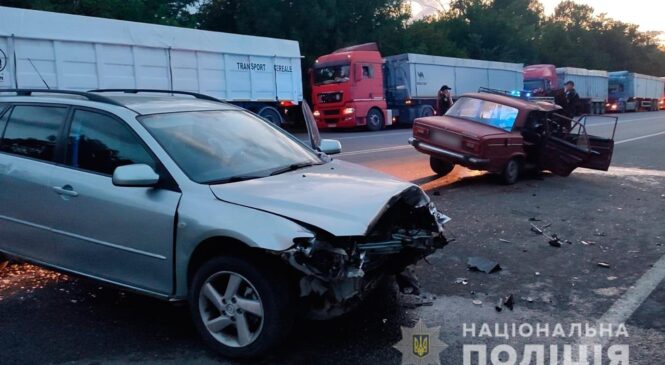 На автодорозі М-19 в селі Стерче внаслідок зіткнення двох транспортних засобів травмувалося троє місцевих жителів