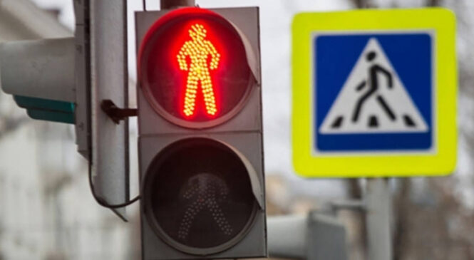 У Чернівцях на перехресті вулиць Винниченка і Комунальників не працюють світлофори