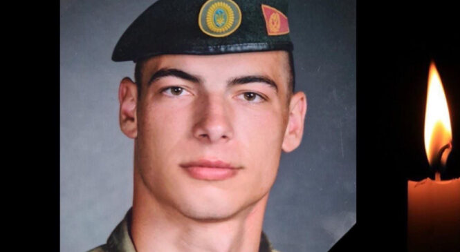 Сьогодні, 13 вересня, Буковина прощається з Героєм, вірним сином своєї землі, який став на захист Батьківщини – Іллею Коржаном