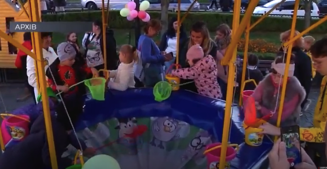 Свято під час війни: чернівчани проти відзначення Дня міста