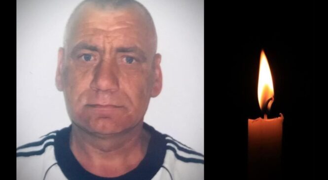 Буковина попрощалася з військовим, що загинув на війні з росією