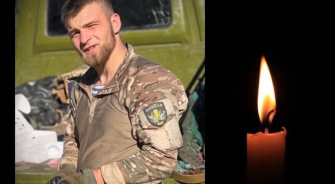 Буковина попрощалася з двома військовими, що загинули на війні з росією