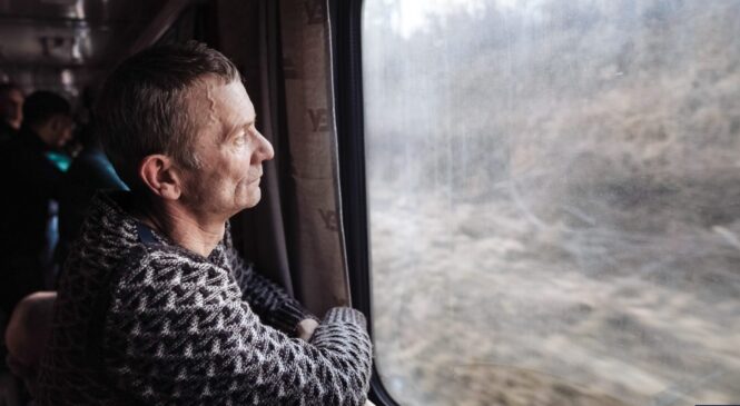 Із жовтня переселенці зможуть отримувати виплати за місцем проживання