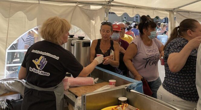 В Чернівцях відкрили ще один пункт харчування для вимушених переселенців