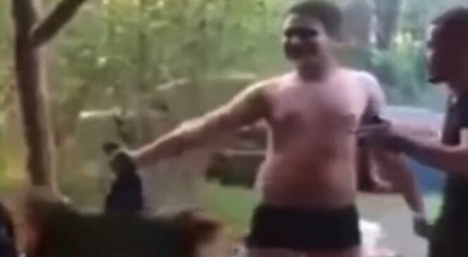 Справу буковинця, який познущався над павичем на відео, передали до суду