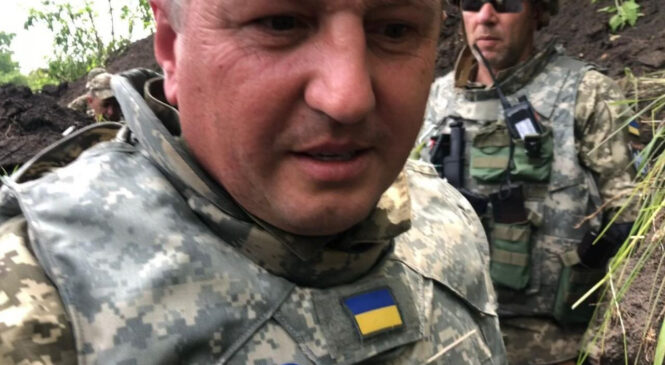 Екс-нардеп Іван Рибак з передової фронту: "Я цілковито підтримую заклики буковинців щодо розслідування фактів розкрадання гумдопомоги командою Осачука. Винні мають відповісти за злочини"