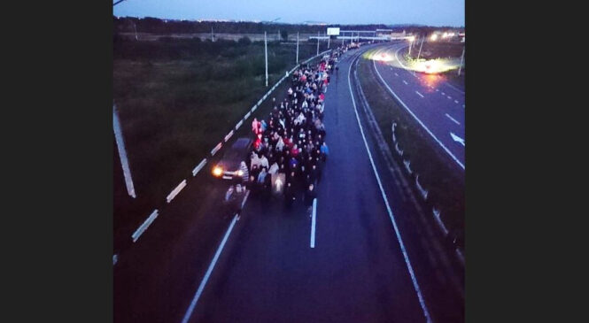 УПЦ МП "начхати" на воєнний стан: на Буковині майже тисяча вірян московського патріархату попри заборону організували хресний хід з Магали до Боян