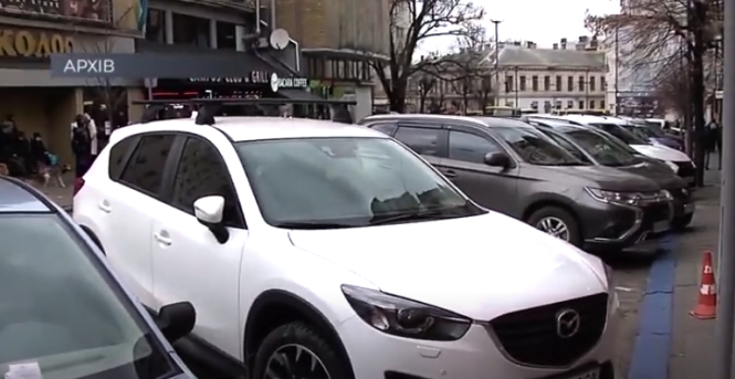 У Чернівцях стане менше безкоштовних парковок