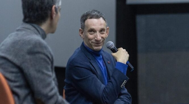 «Головне, що ми подолаємо в майбутньому – проблему ідентичності»: Віталій Портников розповів у Чернівцях про Україну після перемоги