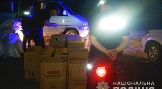 В автомобілі буковинця знайшли 7000 пачок сигарет без акцизних марок