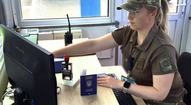 Студенти не підлягають мобілізації, але не можуть виїздити за кордон — Держприкордонслужба