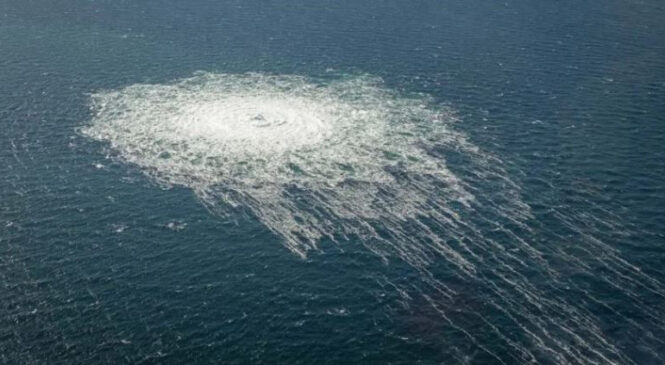 Аварії чи диверсії на «Північному потоці»? Швеція зафіксувала сильні вибухи в районах витоку газу. Данці показали відео