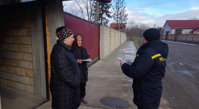 Управління ГУ ДСНС України у Чернівецькій області проводять профілактичну масово-розяснювальну роботу
