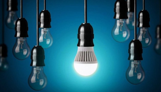 Старі лампи на LED обміняли вже майже 3,5 мільйона українців