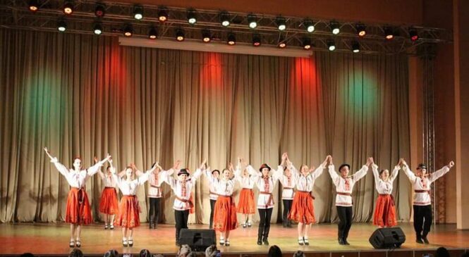 Серед переможців обласного фестивалю-конкурсу народного танцю — «Ізвораш»