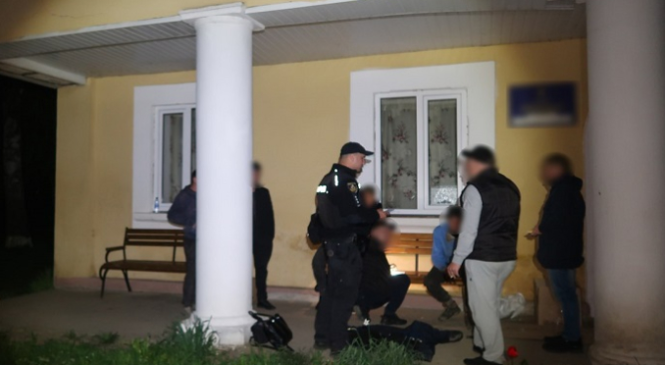 25-річний буковинець у передмісті Чернівців задушив літню жінку та пограбував її житло