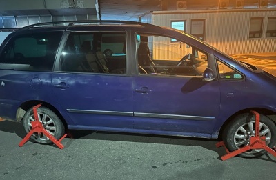 На Буковині чоловік хотів виїхати до Румунії на автівці, що перебуває в міжнародному розшуку