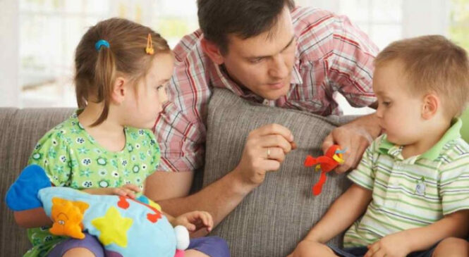 Буковинці можуть усиновити дітей, яких евакуювали за кордон