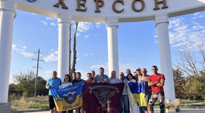 Пліч-о-пліч долають виклики: як громади-партнерки Програми USAID DOBRE допомагають одна одній у відновленні