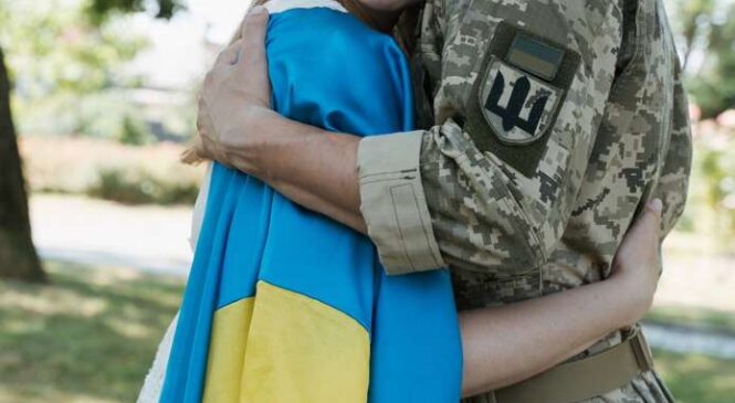 У Чернівцях стартує проєкт підтримки жінок із родин військовослужбовців «Плюс-Плюс»