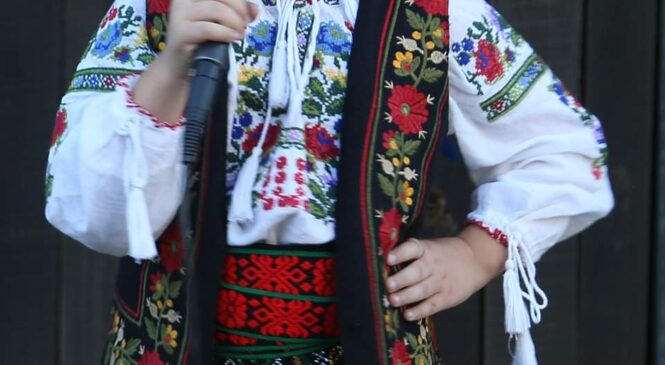 МОВА ЗА МОВОЮ ПОПОВНЮЄ ЛЕКСИКОН 5-РІЧНОЇ СОФІЙКИ