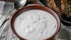 Як дізнатися, яка сметана справжня і не купувати підробки: цінні поради