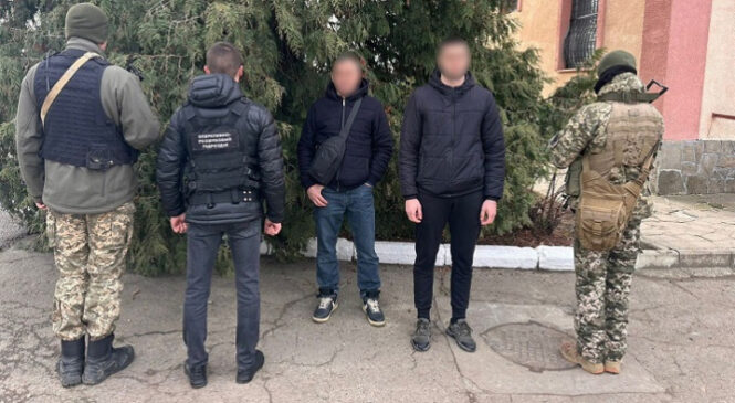 За 5 тис. євро до Румунії: неподалік ПП “Порубне” затримали двох чоловіків