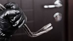 Після вчинення злочину належних висновків не зробив