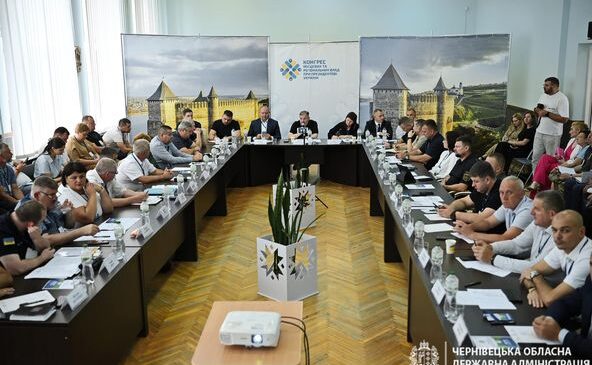 Важливі питання розвитку області обговорили під час засідання членів Конгресу місцевих та регіональних влад при Президентові України в Чернівецькій області