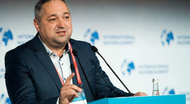 Сонце сходить, день народжується, а, значить, час продовжувати боротися