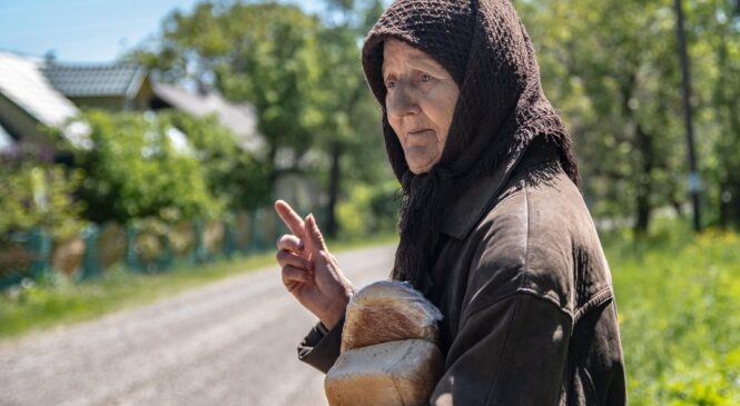 Пенсії на Буковині: скільки людей отримують мінімальну та максимальну