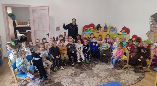 Безпечне дитинство: уроки мінної безпеки від рятувальників Буковини