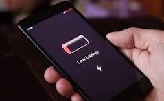 Чи можна залишати телефон на зарядці на всю ніч: поради експертів