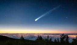 У жовтні повз Землю пролетять дві яскраві комети: коли й де їх можна побачити